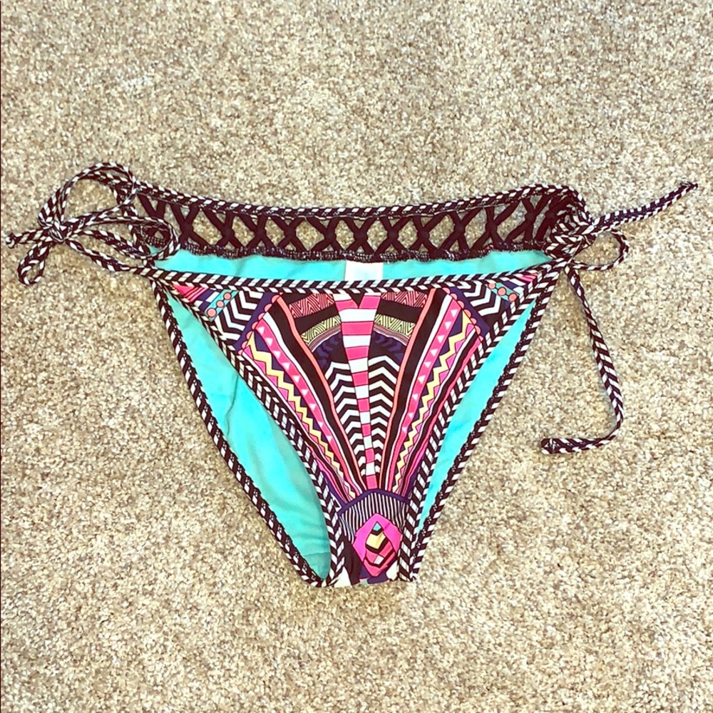 Tribal print bikini bottoms